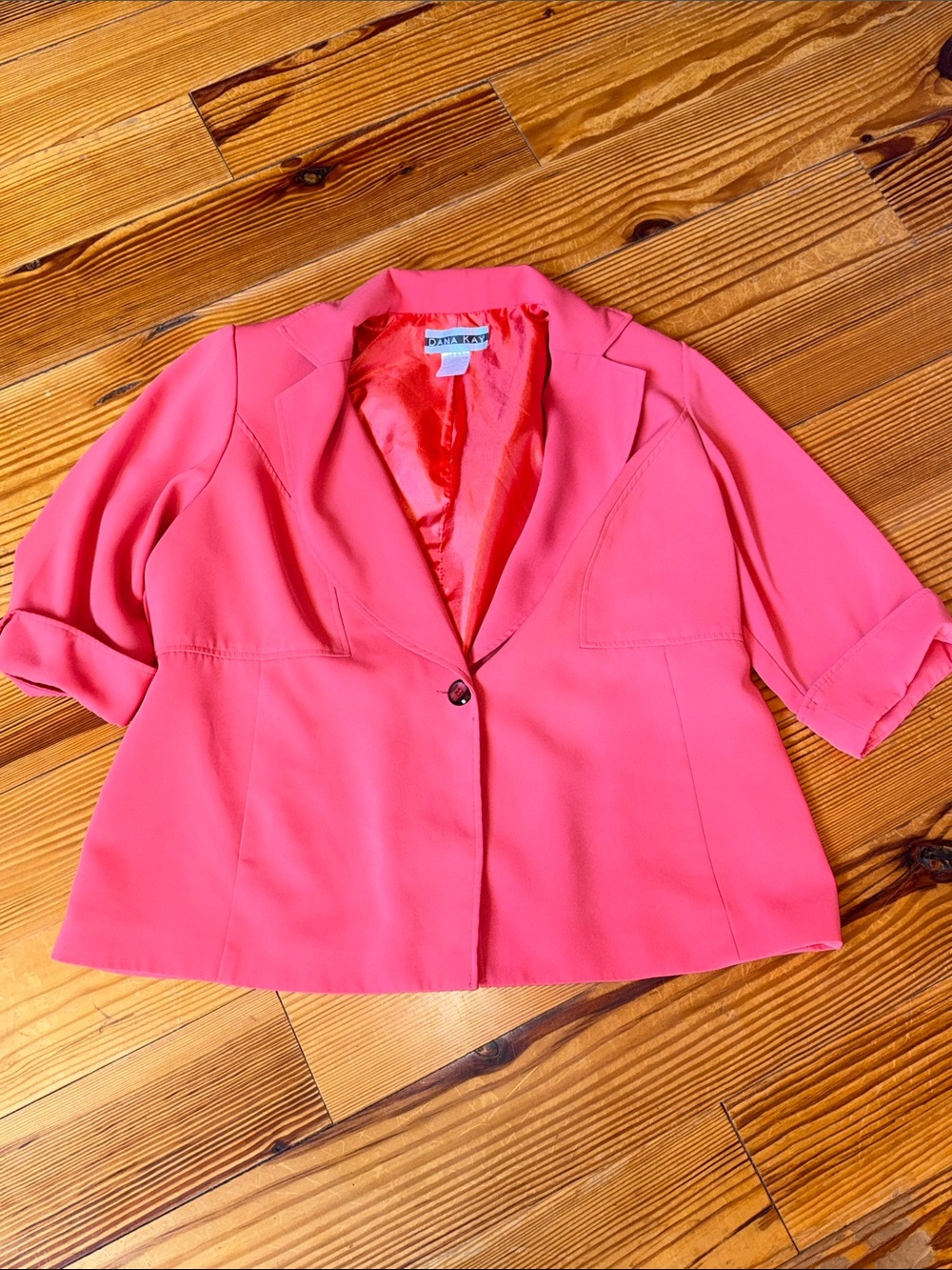 Dana Kay Short-Sleeve Blazer Jacket
